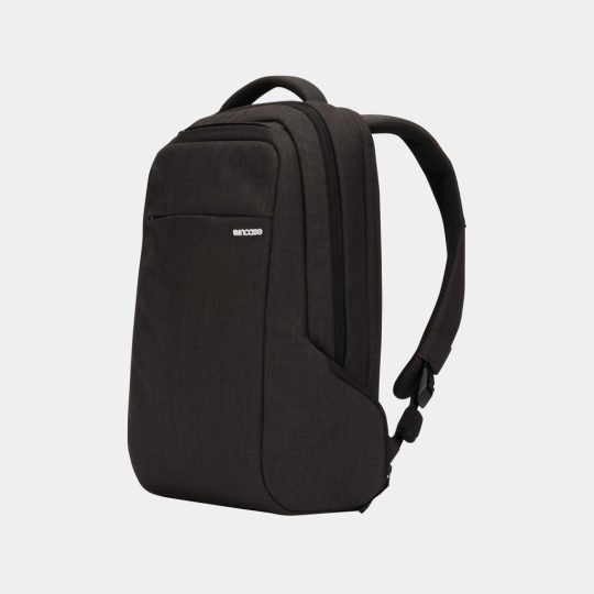 Funda fina Incase ICON
